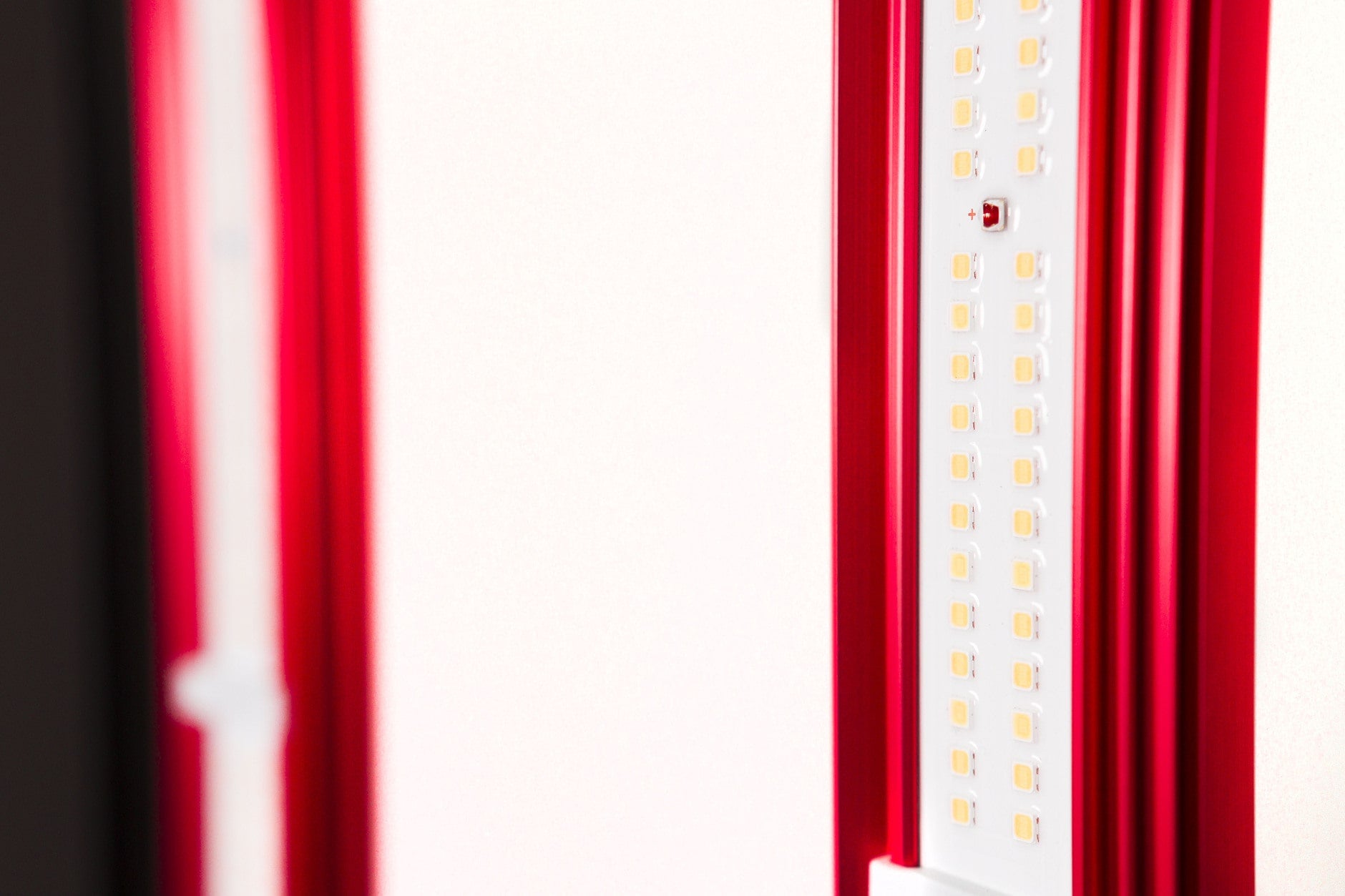 Photontek X 1000W Pro LED Grow Light Image